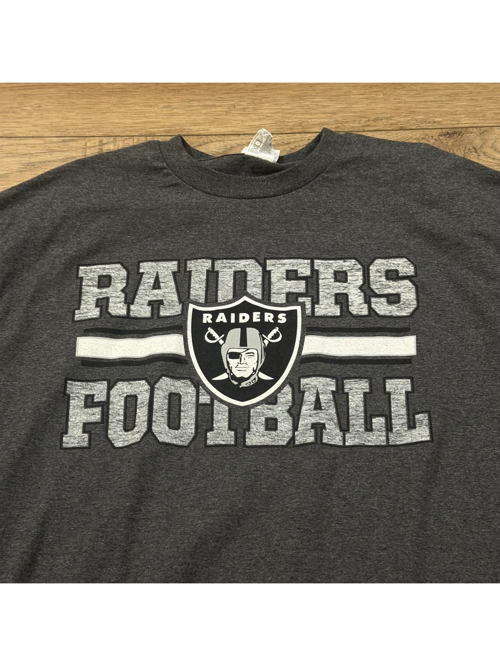 Vtg NFL Raiders Football Long Sleeve Y2K T-Shirt XL - Picture 2 of 7